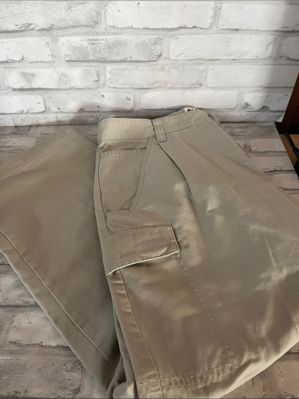 Columbia Men's Cargo Pants — Lightweight Tan Utility Style 32/32 shorts option